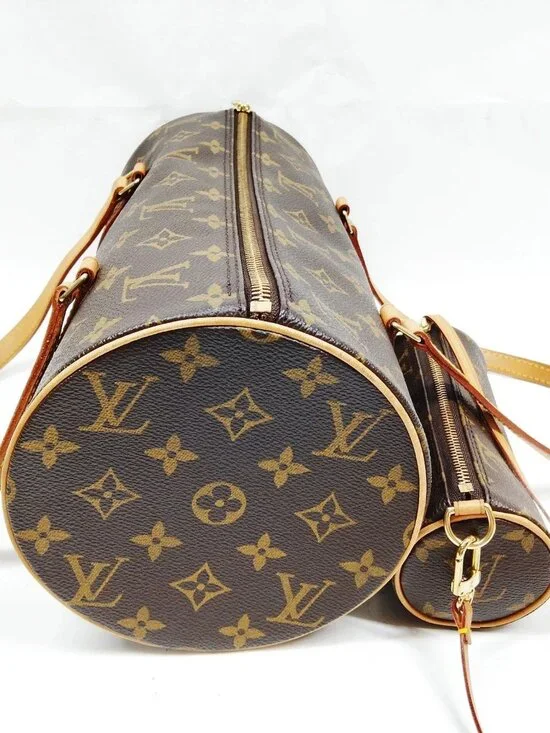 Authentic Louis Vuitton Papillon 30 Monogram Bag w/ Mini Pouch - Picture 5 of 16
